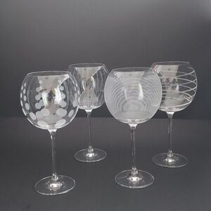 Mikasa Cheers Balloon Wine Glasses - Set of 4